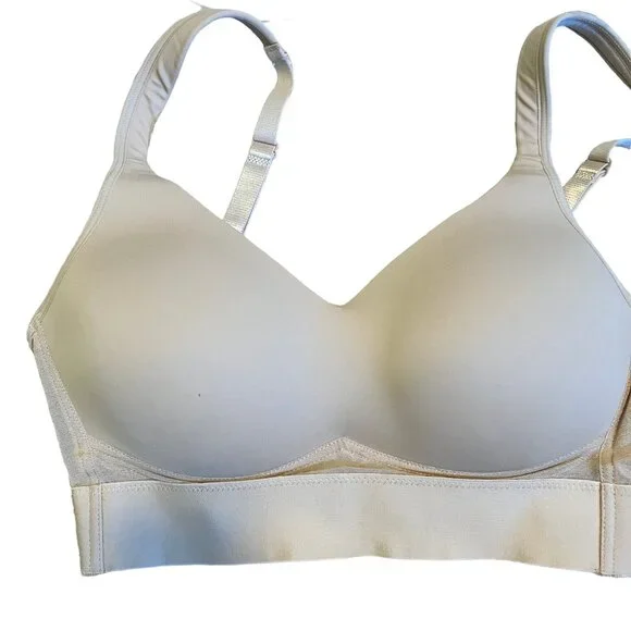 NIP Rhonda Shear 2-pack Molded Cup Bra with Cross Back Mesh Detail Size: Medium - Picture 3 of 6